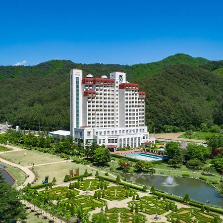 Kensington Hotel Pyeongchang Exterior foto